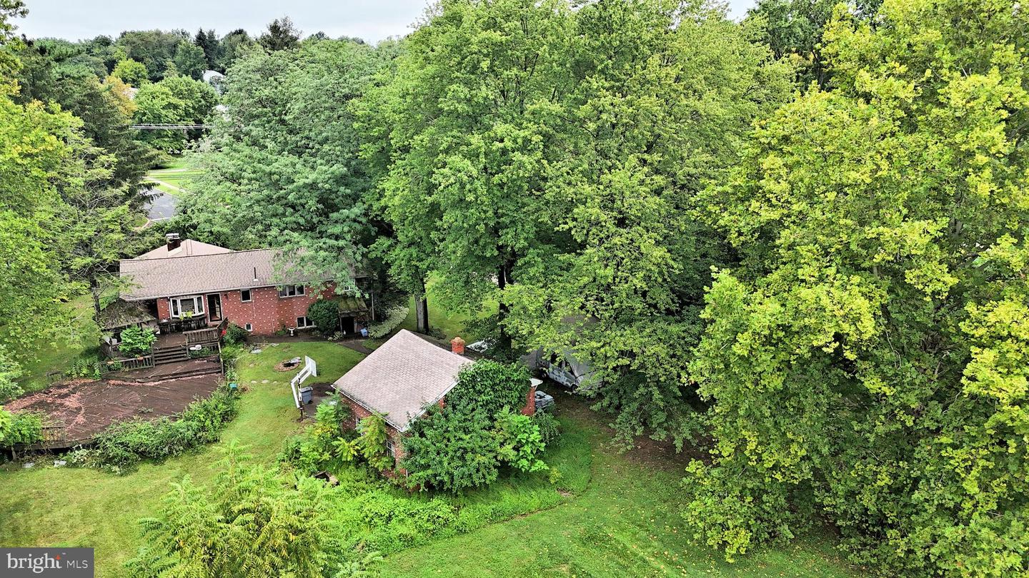1560 Penllyn Blue Bell Pike Property Photo 2