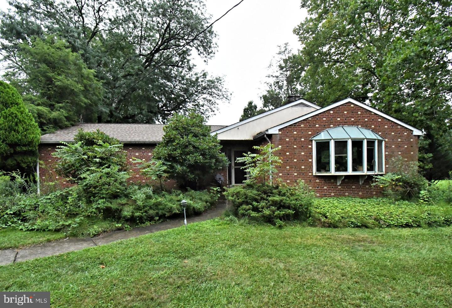 1560 Penllyn Blue Bell Pike Property Photo 5