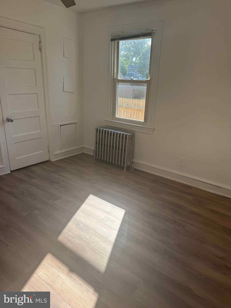 206 Brookdale Ave Property Photo 8