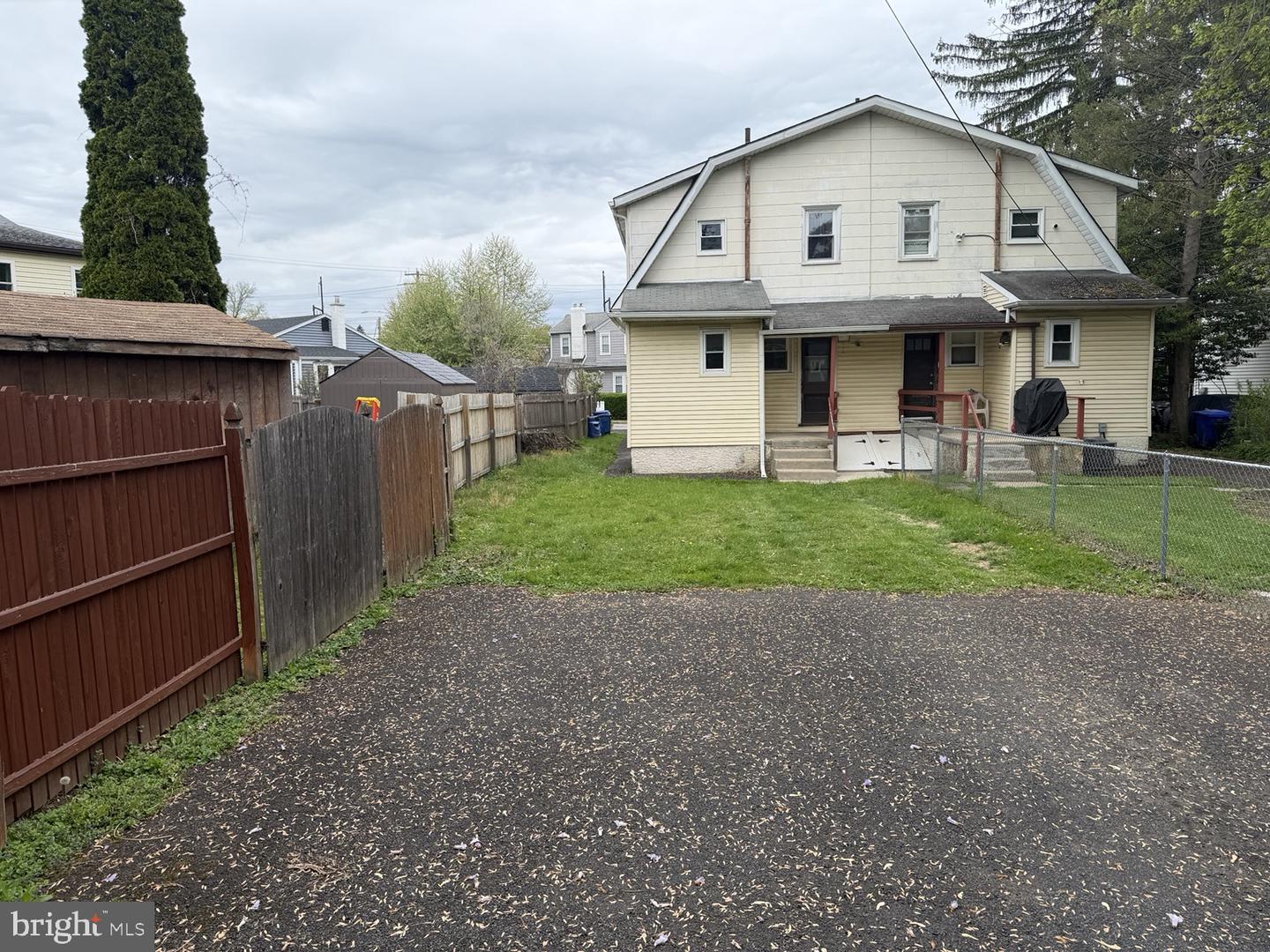 206 Brookdale Ave Property Photo 36