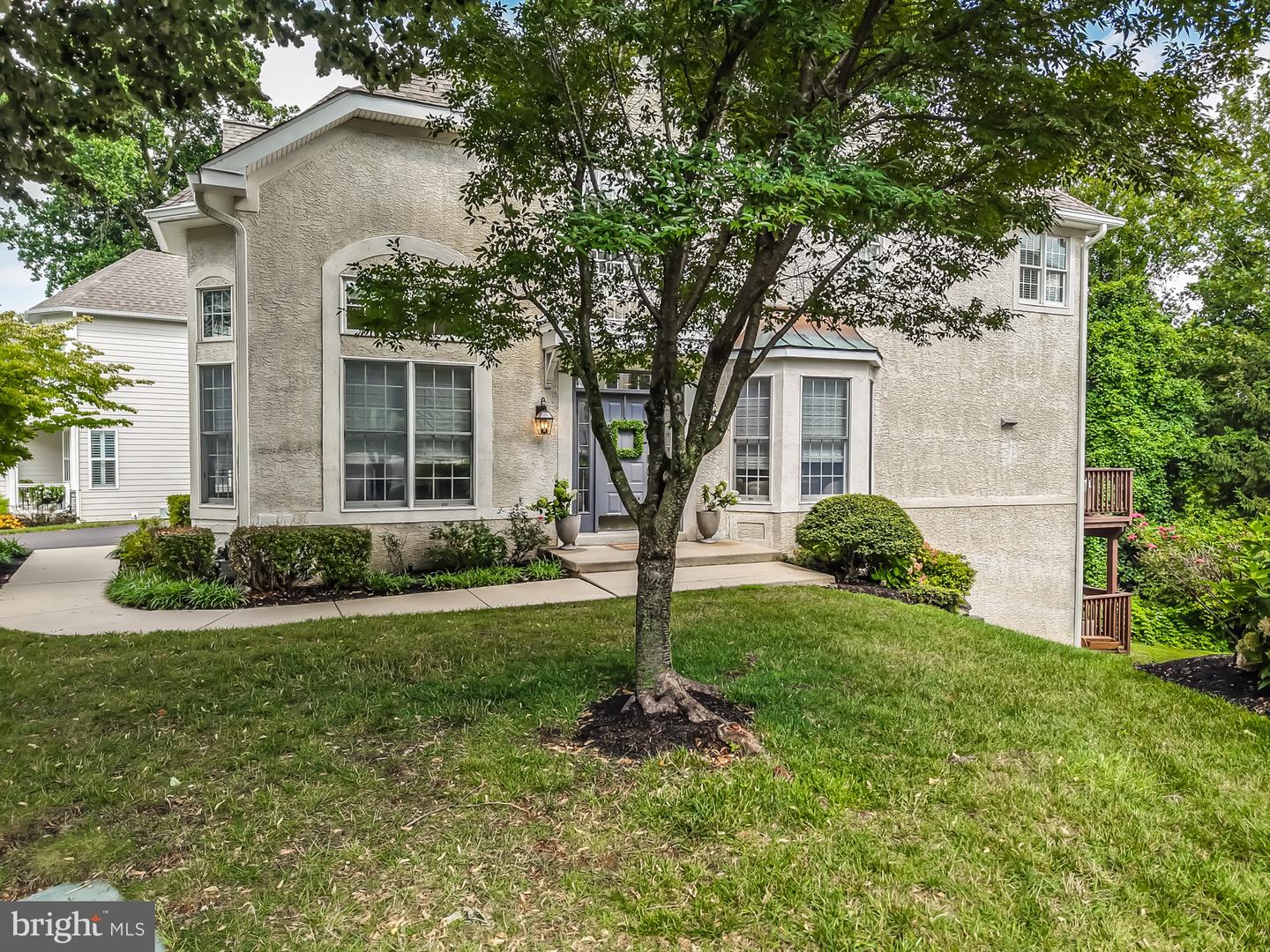 1022 Riverview Ln Property Photo 3