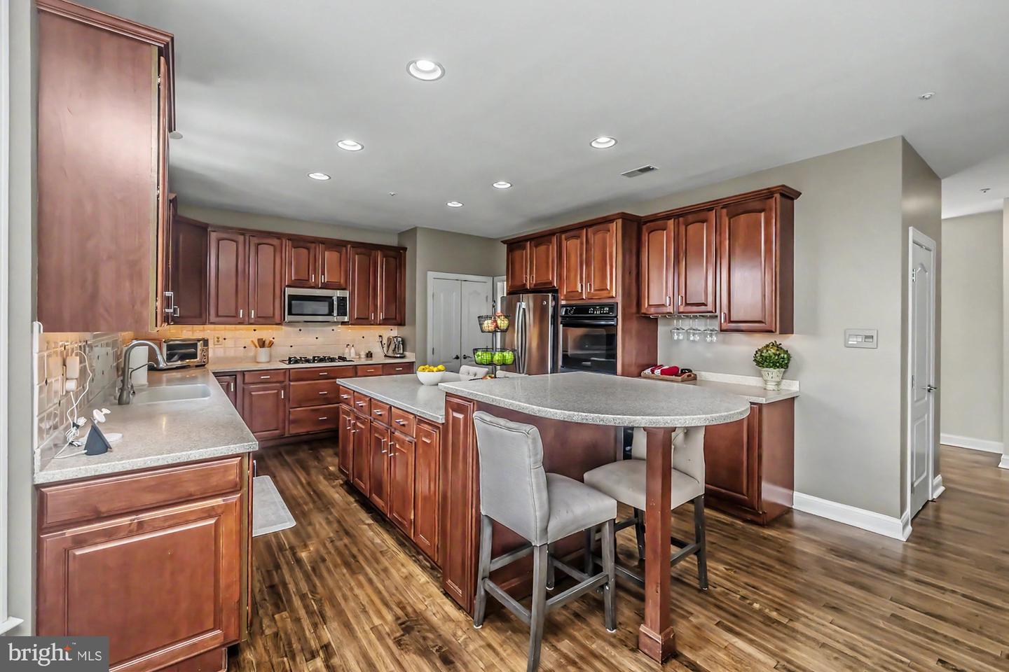 1022 Riverview Ln Property Photo 12