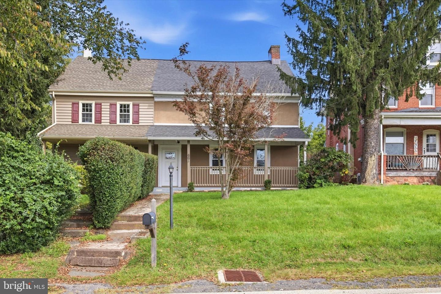 661 Old Reading Pike Property Photo 1