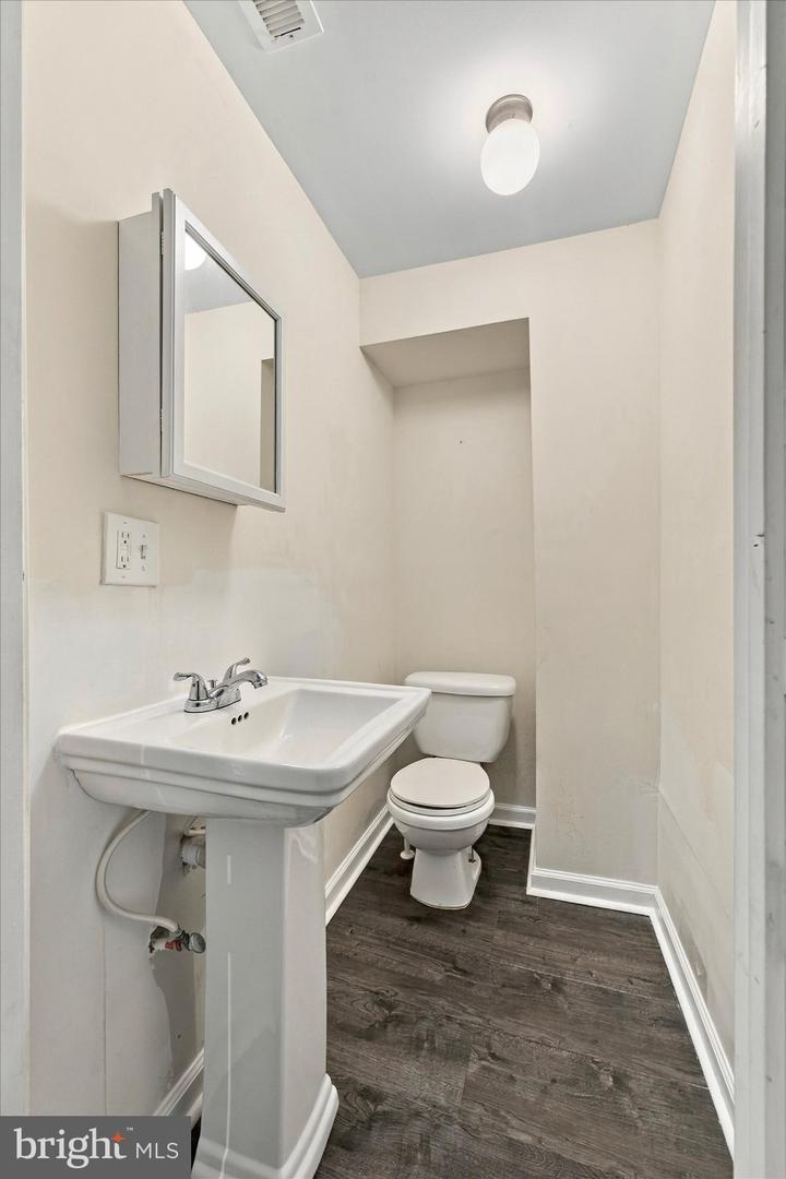 661 Old Reading Pike Property Photo 7