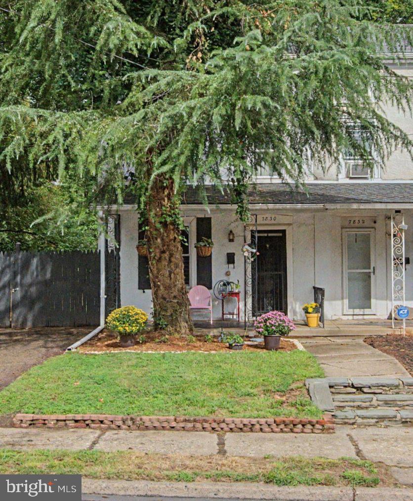 7830 Old York Rd Property Photo 1