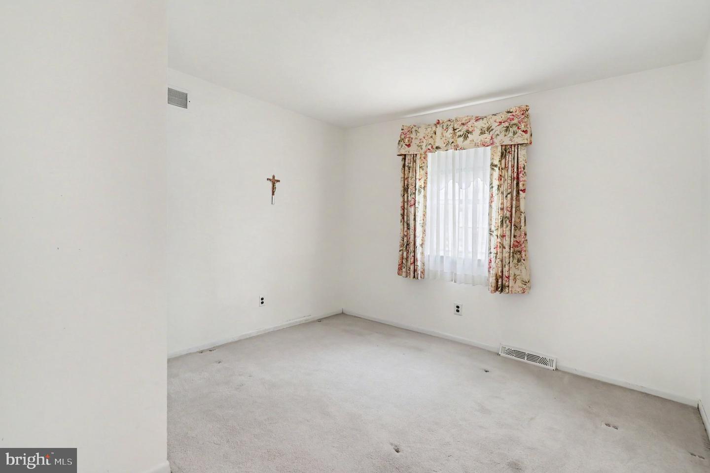 811 Wright Dr Property Photo 15