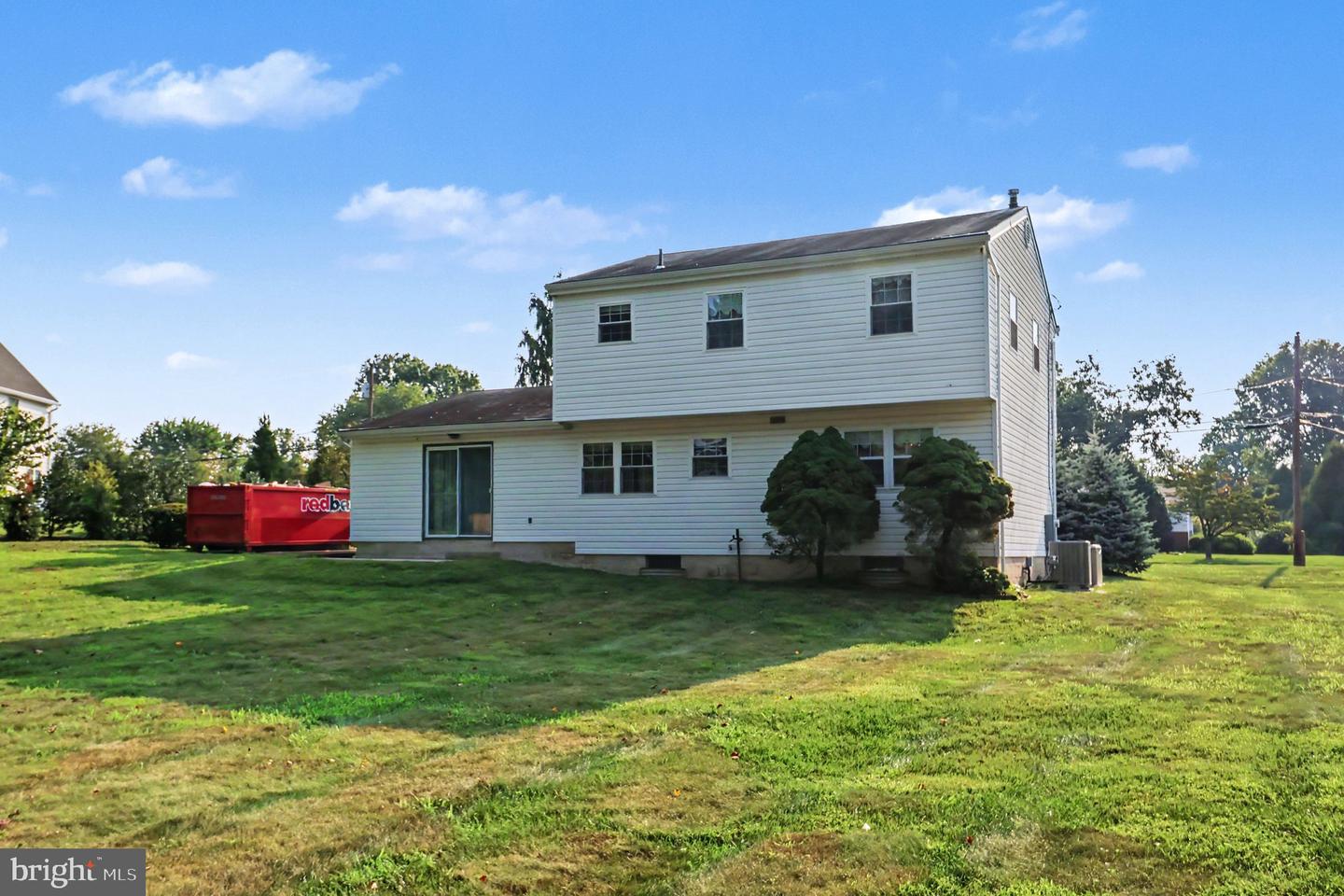 811 Wright Dr Property Photo 23