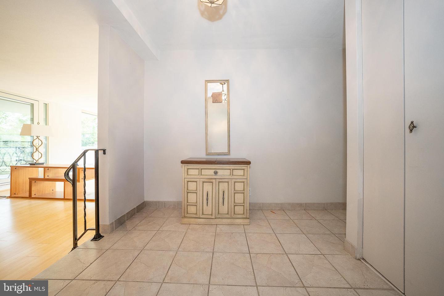50 Belmont Ave #415 Property Photo 5