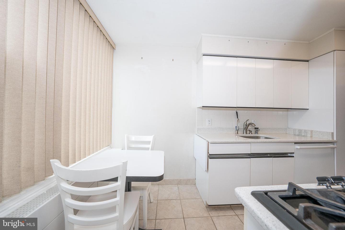 50 Belmont Ave #415 Property Photo 15