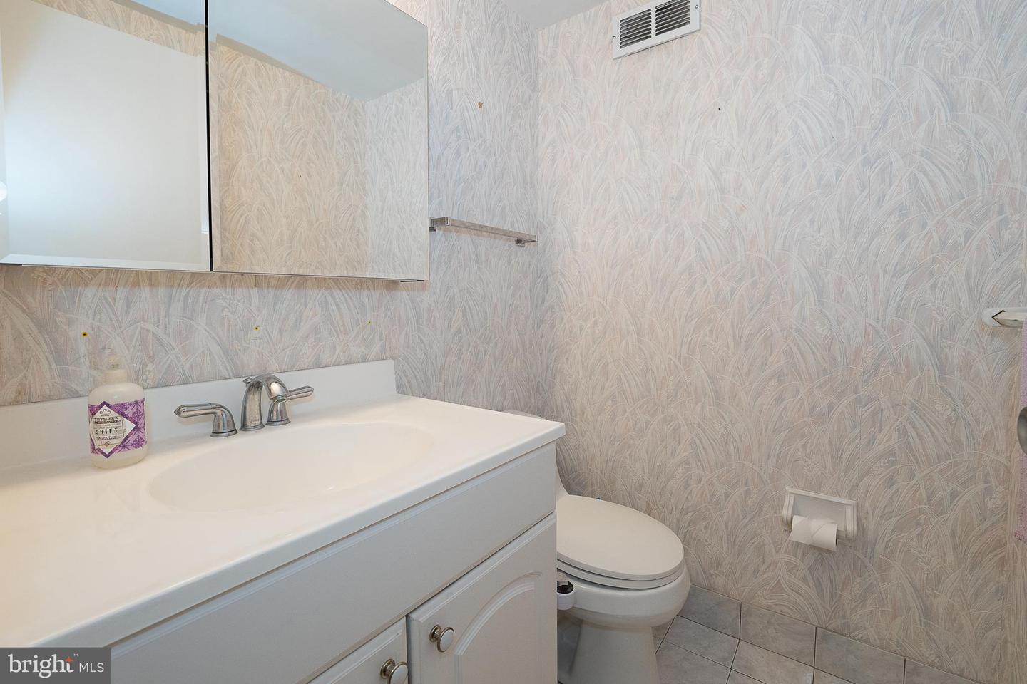 50 Belmont Ave #415 Property Photo 17