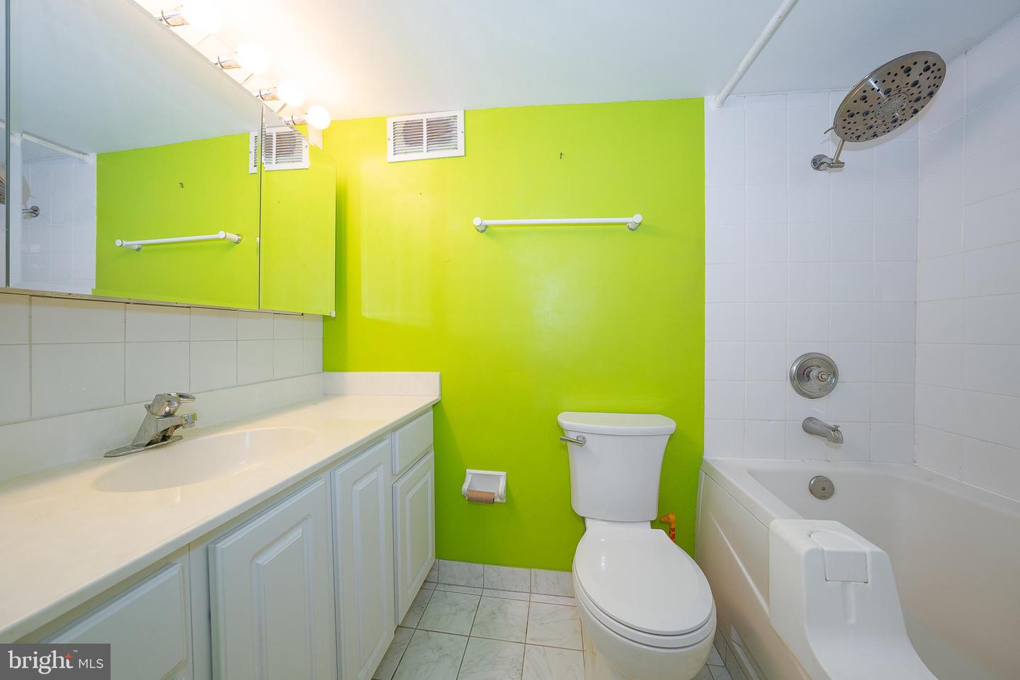 50 Belmont Ave #415 Property Photo 26