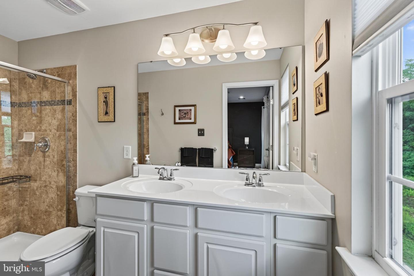 1114 Sageview Dr Property Photo 30