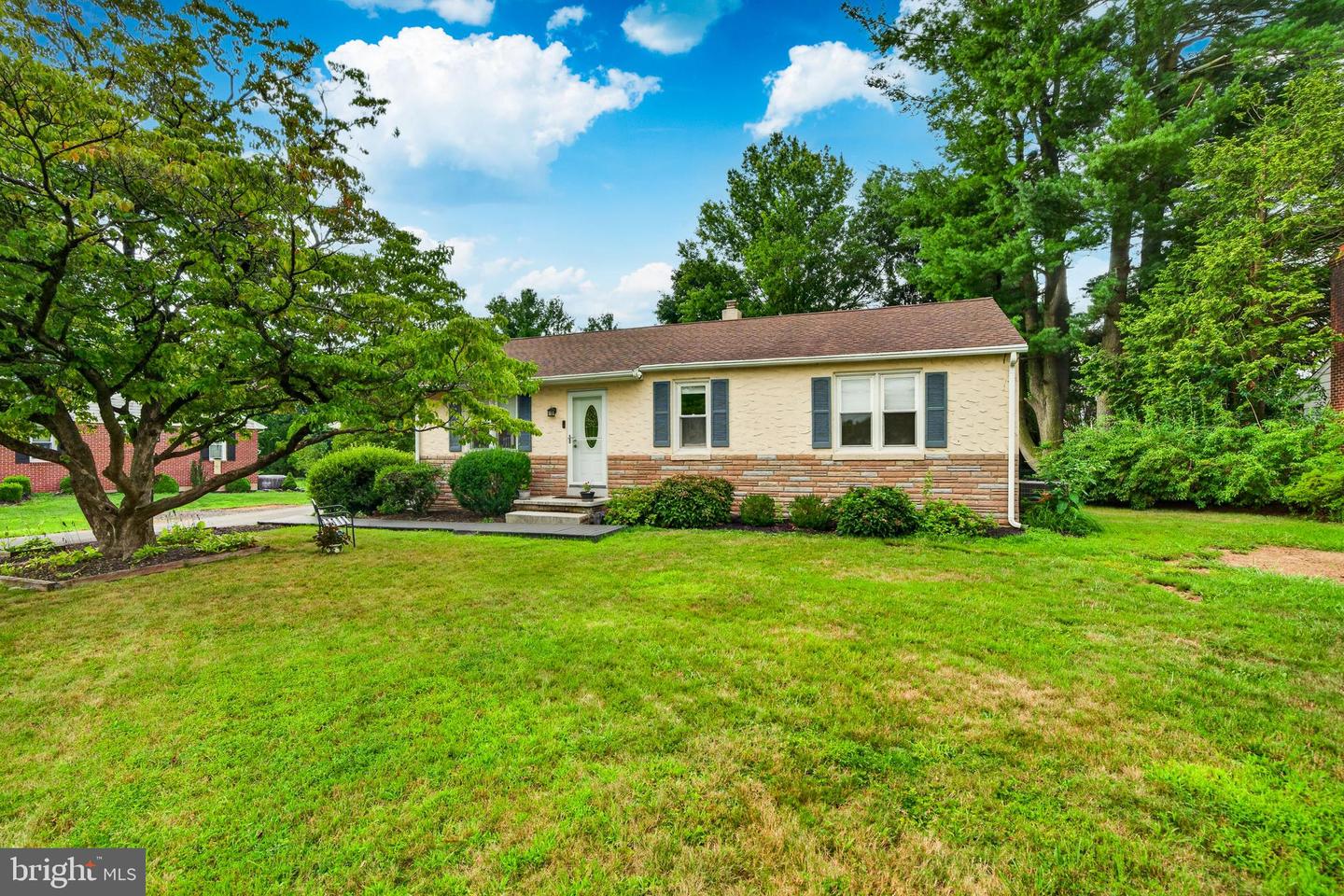 668 KING RD