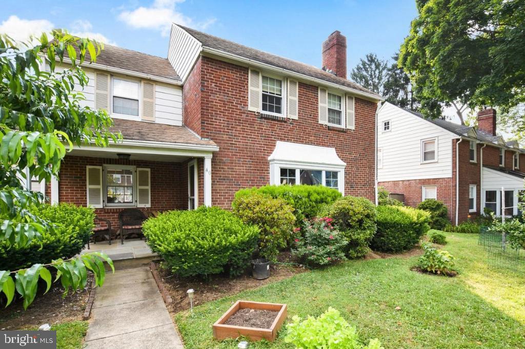 40 TRENT RD Property Photo 1