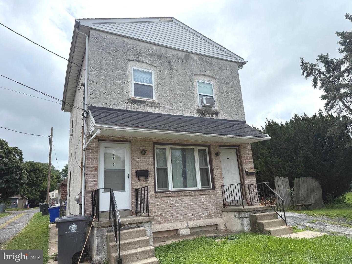 184 S Roland St Property Photo 5