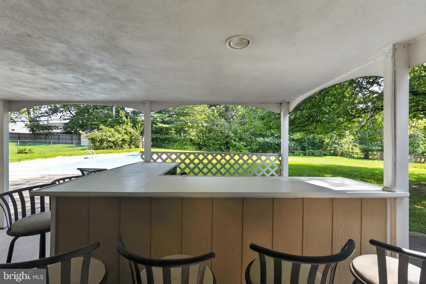 707 Fitzwatertown Rd Property Photo 19