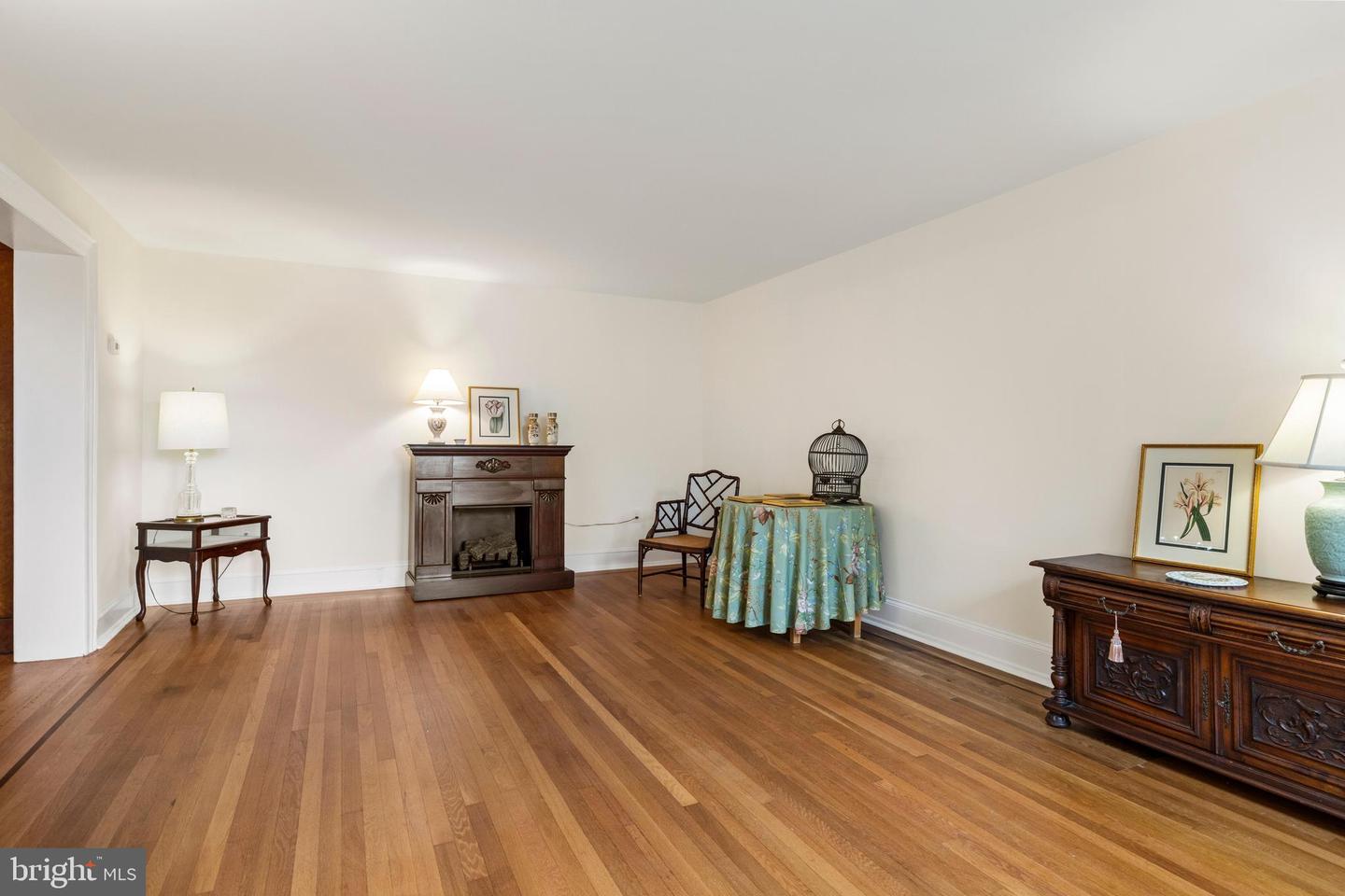 900 Valley Rd #c-403 Property Photo 12