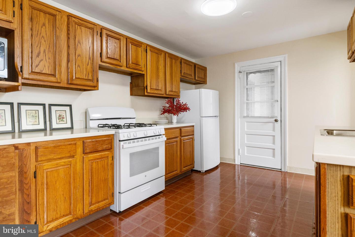900 Valley Rd #c-403 Property Photo 21