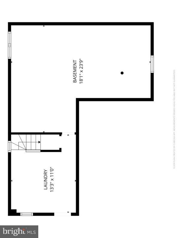101 Maple Ave Property Photo 31