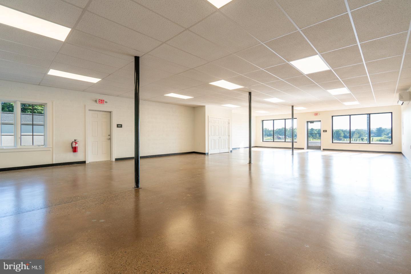 53 Gravel Pike # Property Photo 4