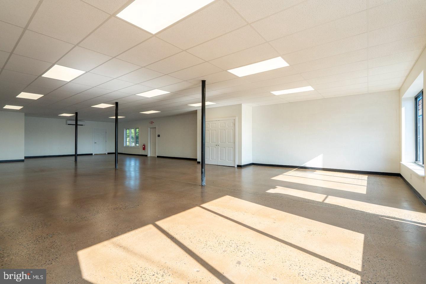 53 Gravel Pike # Property Photo 6