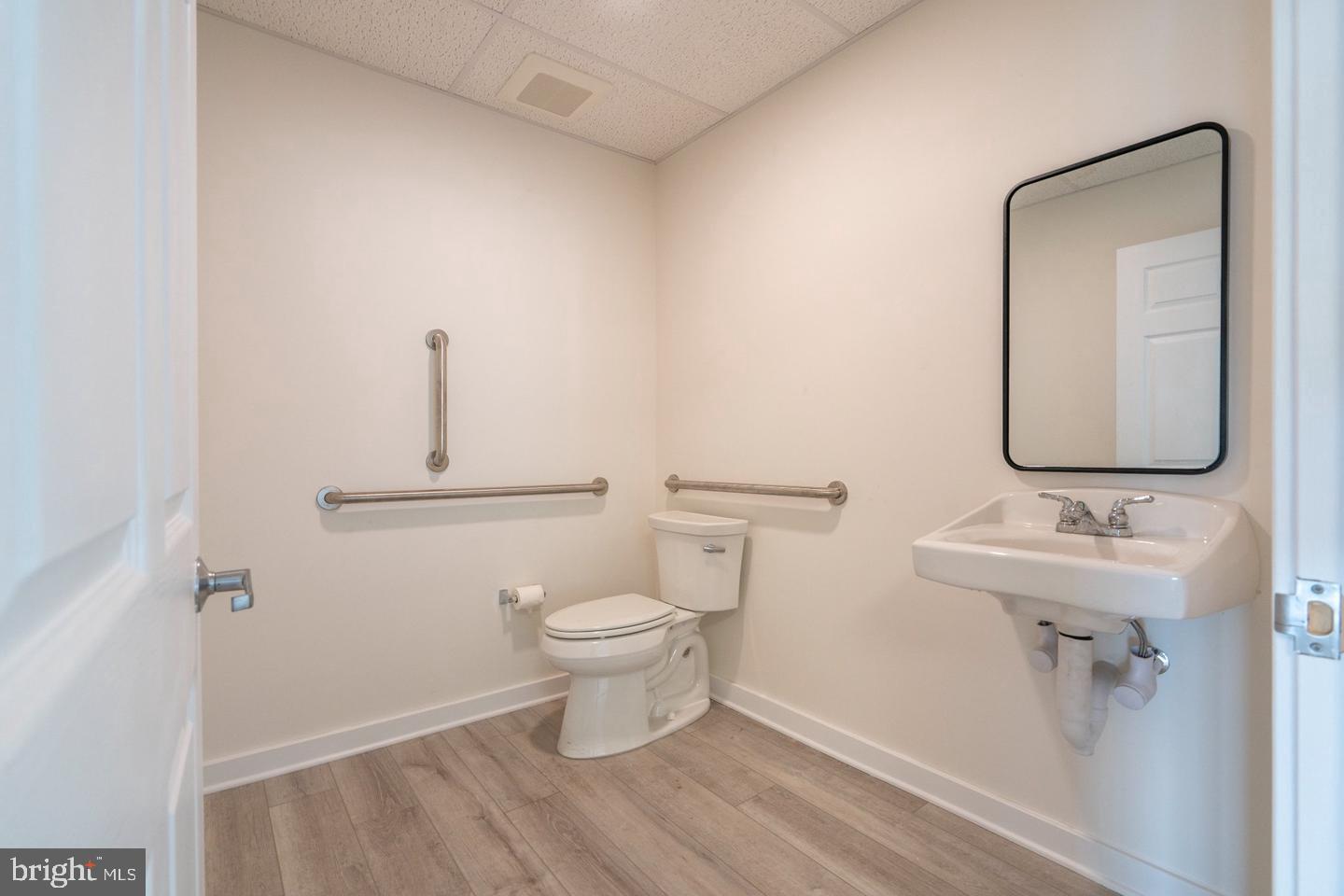 53 Gravel Pike # Property Photo 11