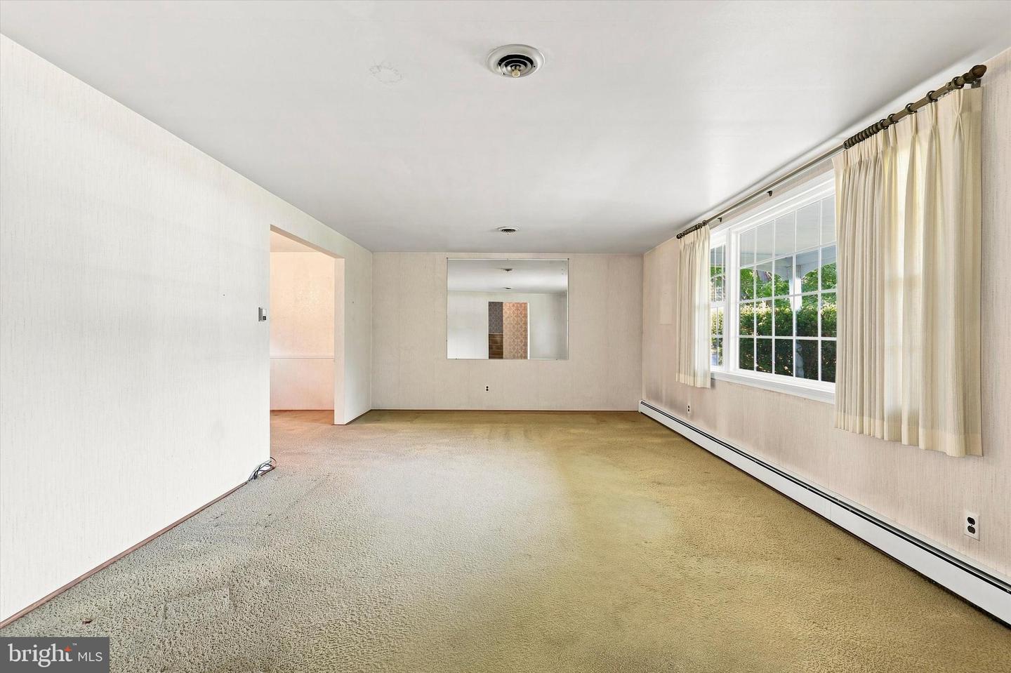 231 Tally Ho Dr Property Photo 4
