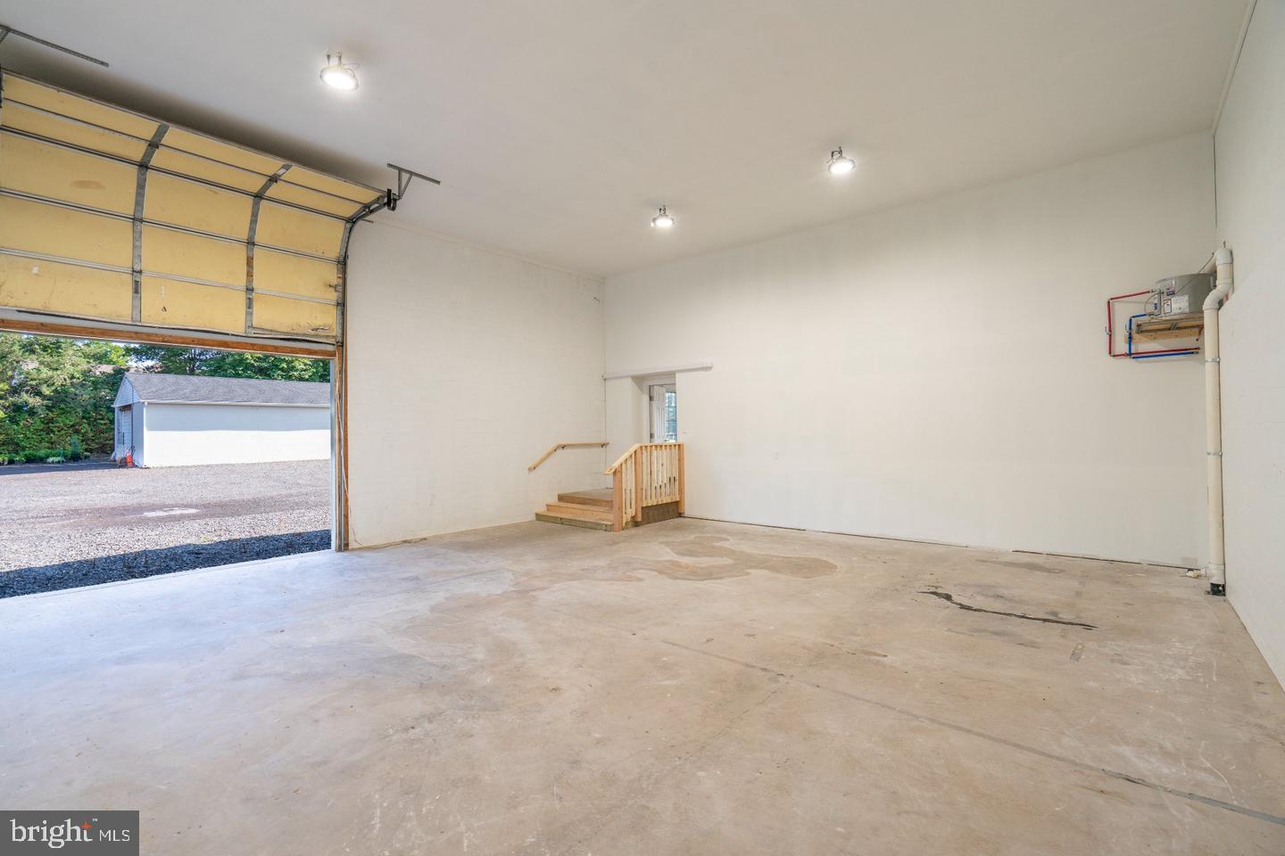 53 Gravel Pike # Property Photo 6