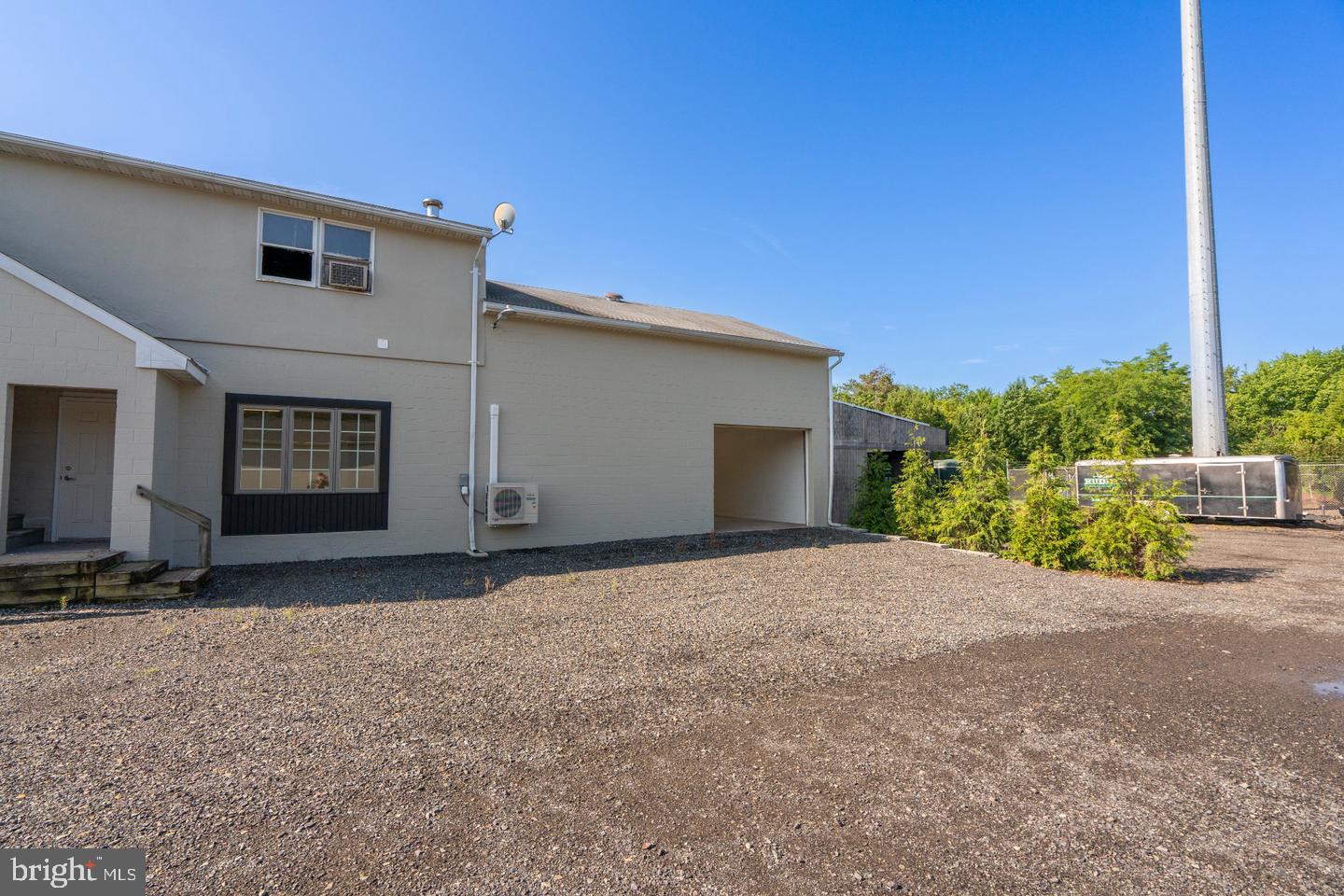 53 Gravel Pike # Property Photo 9