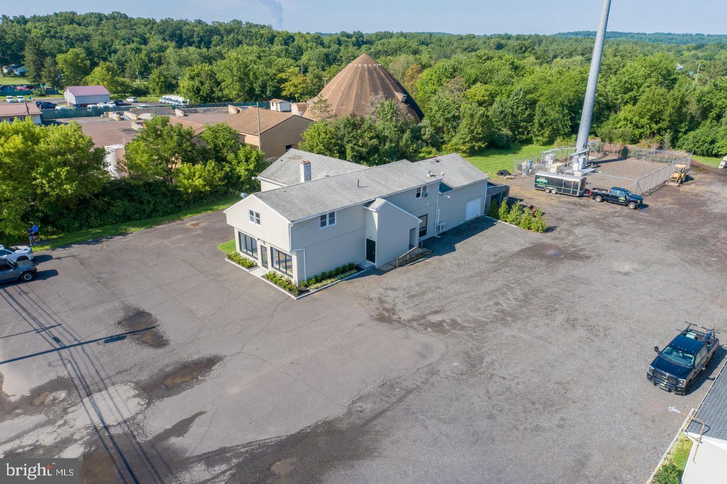 53 Gravel Pike # Property Photo 12