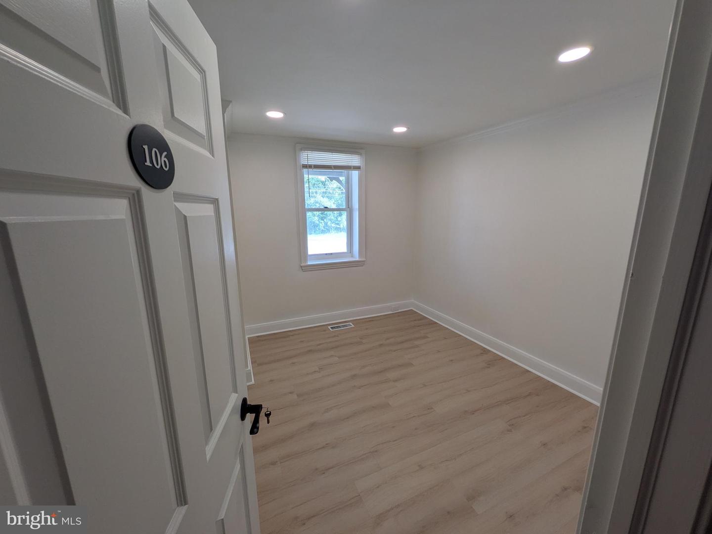 3774 Ridge Pike #suite 106 Property Photo 3