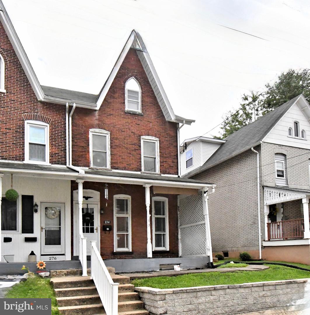 274 Green St # Property Photo 2
