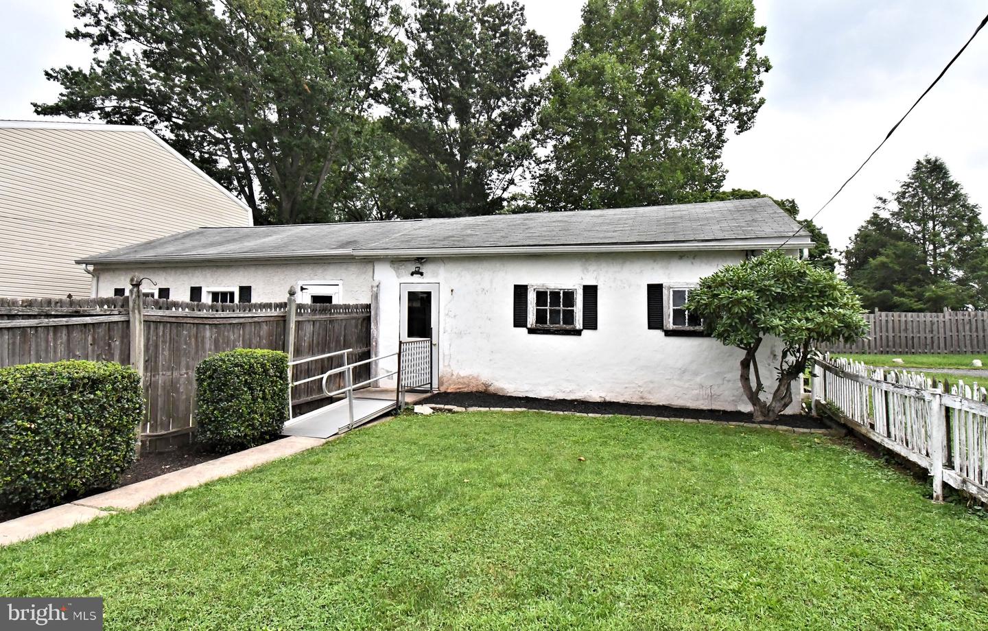 274 Green St # Property Photo 49