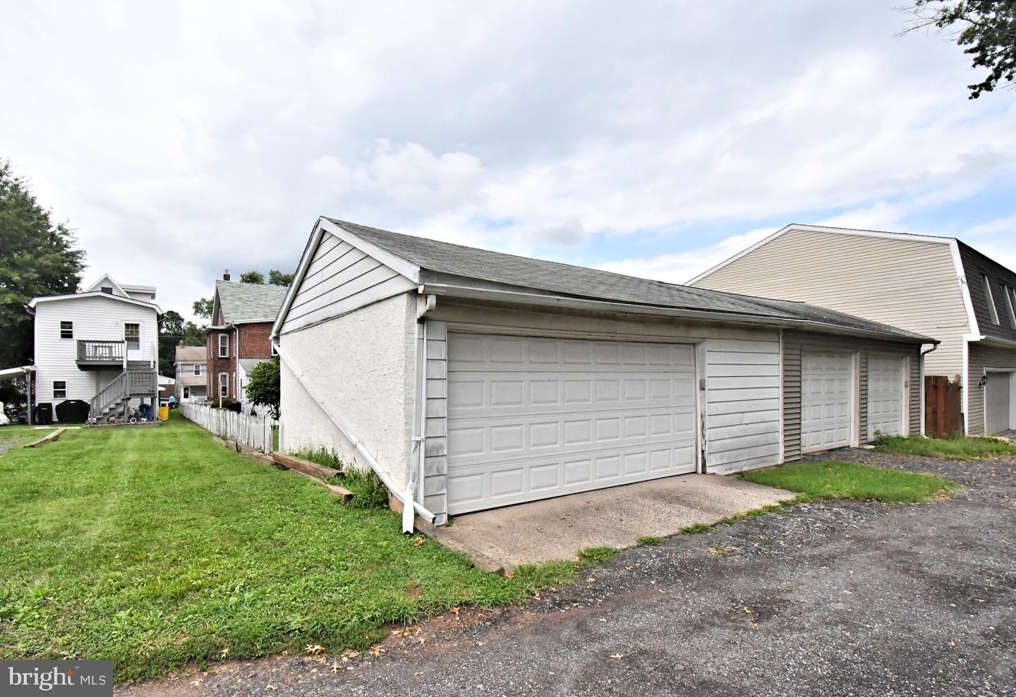 274 Green St # Property Photo 54
