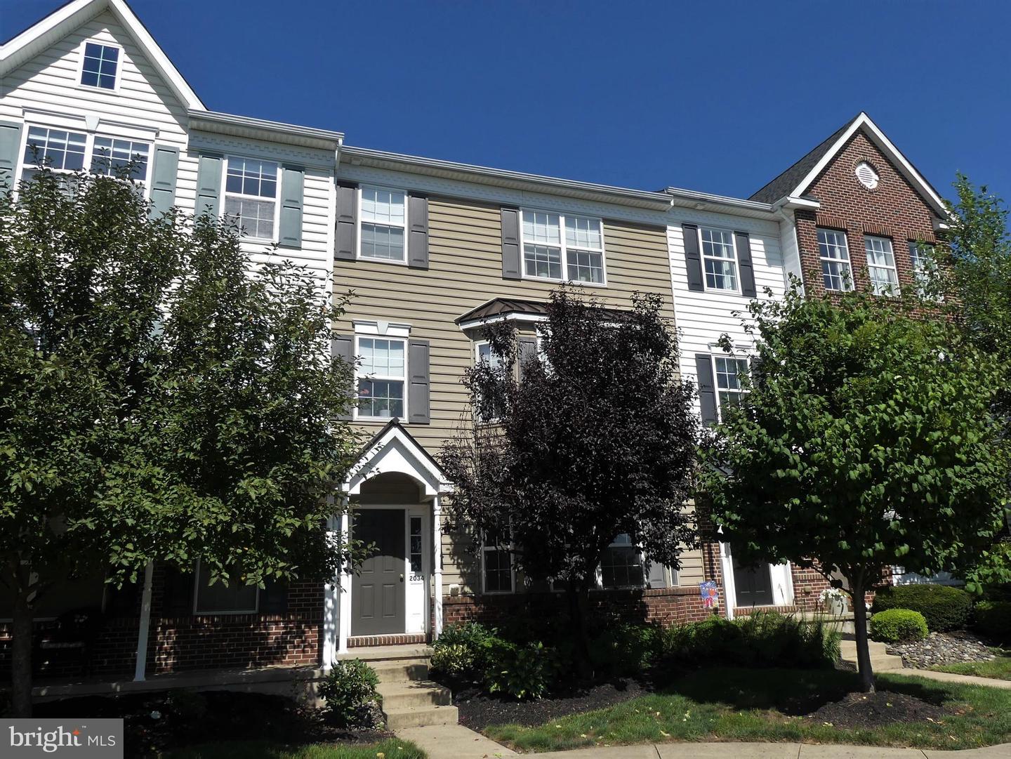 2034 Berkeley Dr #m40 Property Photo 2