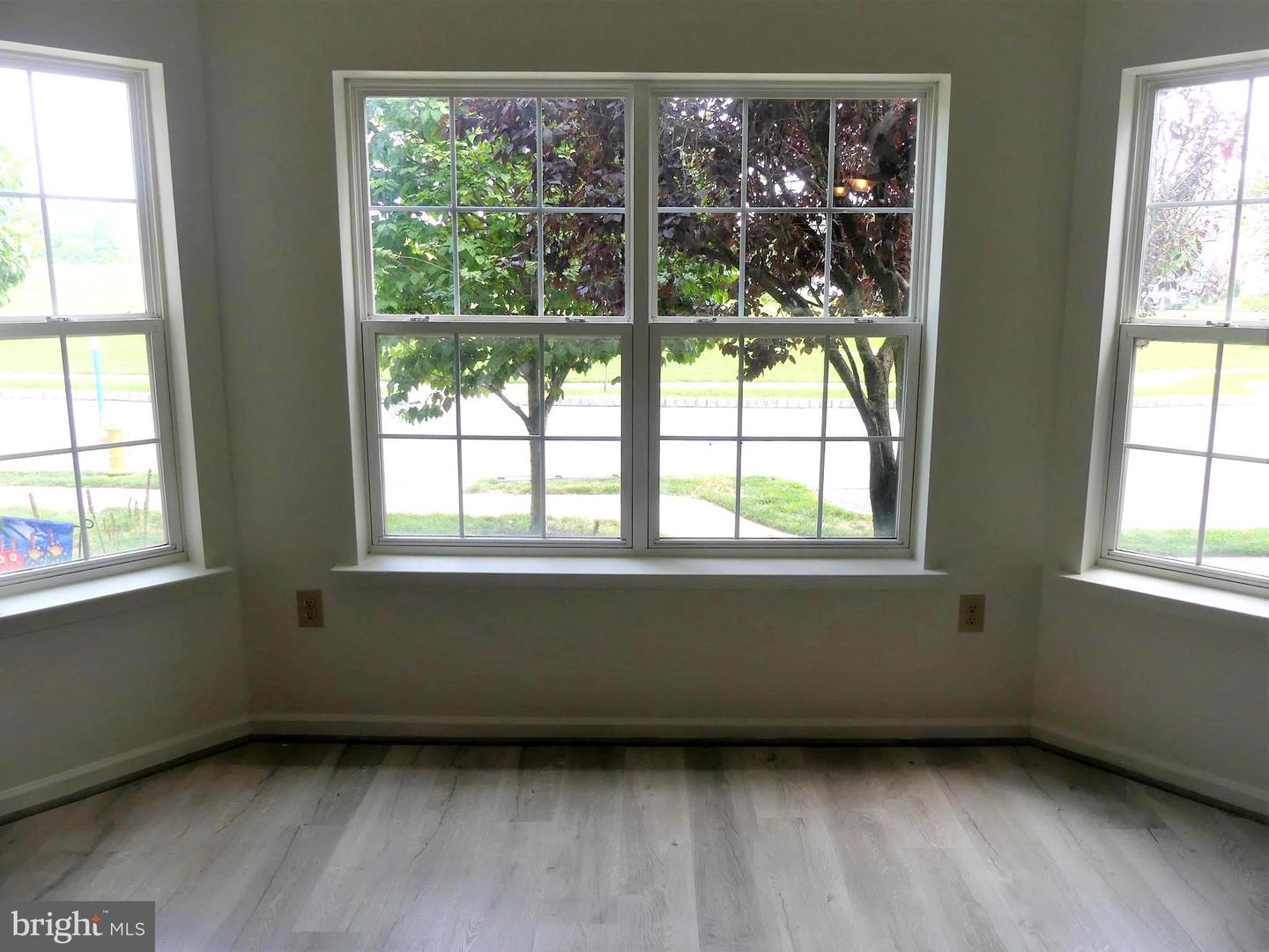 2034 Berkeley Dr #m40 Property Photo 4