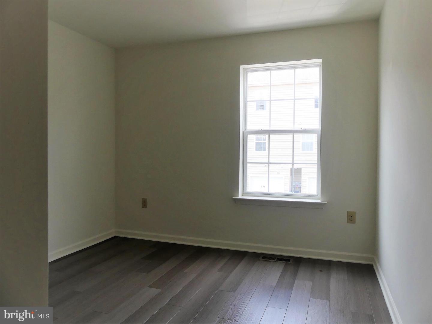2034 Berkeley Dr #m40 Property Photo 15
