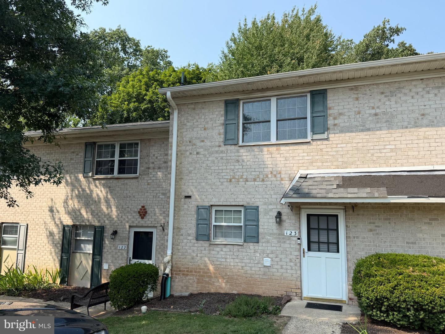 123 Hampstead Dr #123 Property Photo 1