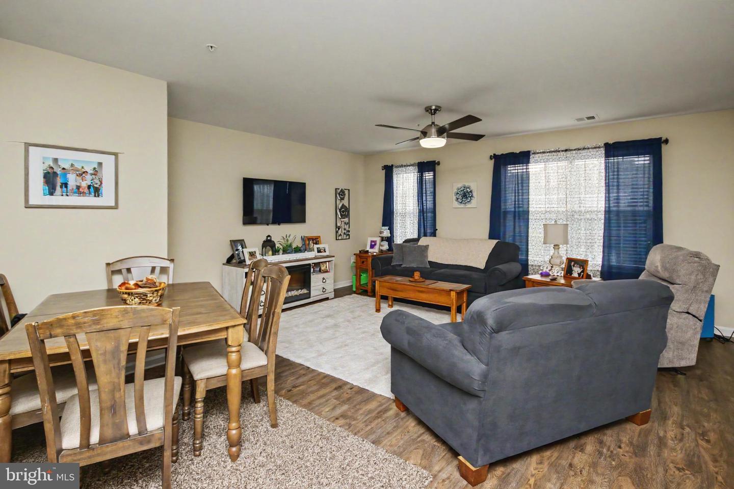 2075 Morgan Hill Dr #m30 Property Photo 6