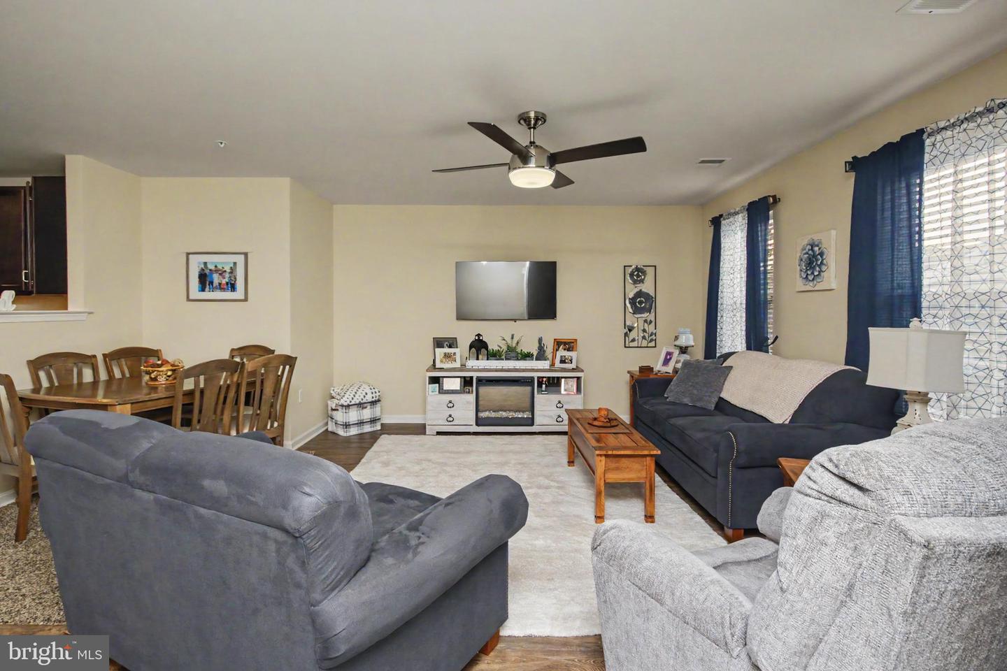 2075 Morgan Hill Dr #m30 Property Photo 7