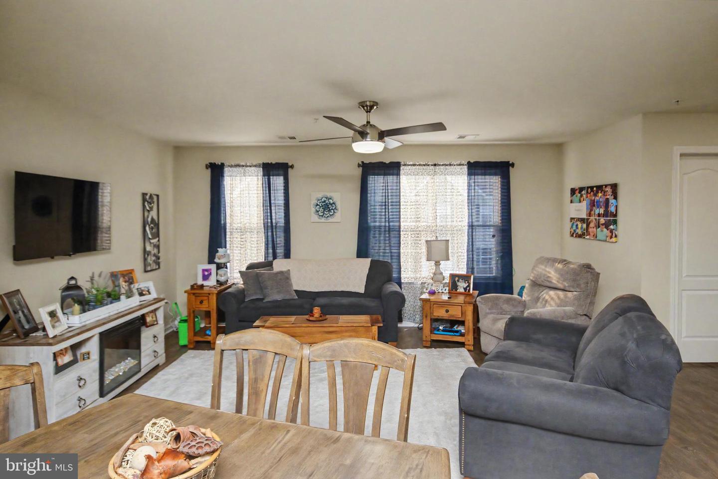 2075 Morgan Hill Dr #m30 Property Photo 8