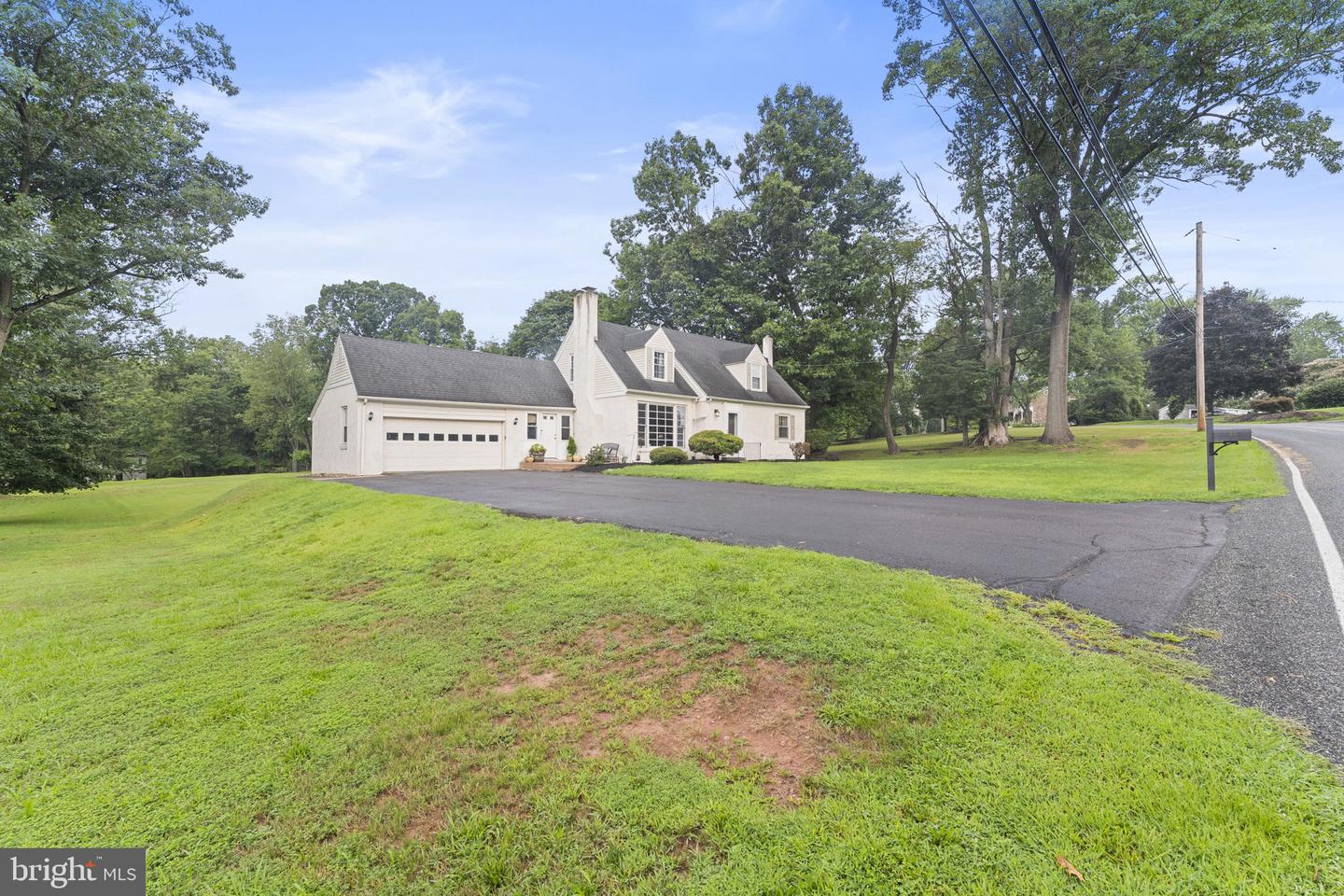 49 Benner Rd Property Photo 3