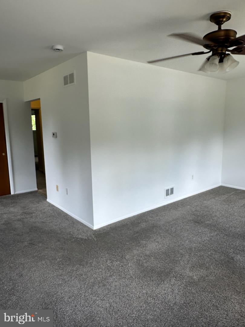 319 Runnymede Ave Property Photo 8