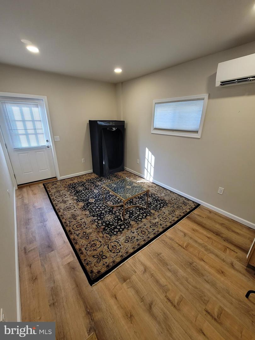 300 Adams Rd Property Photo 12