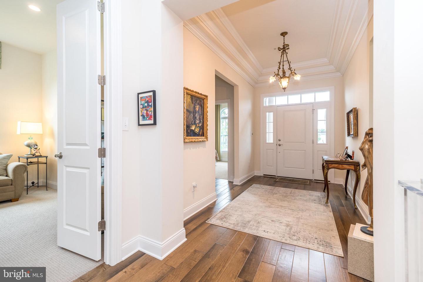 140 Redwood Street Property Photo 4