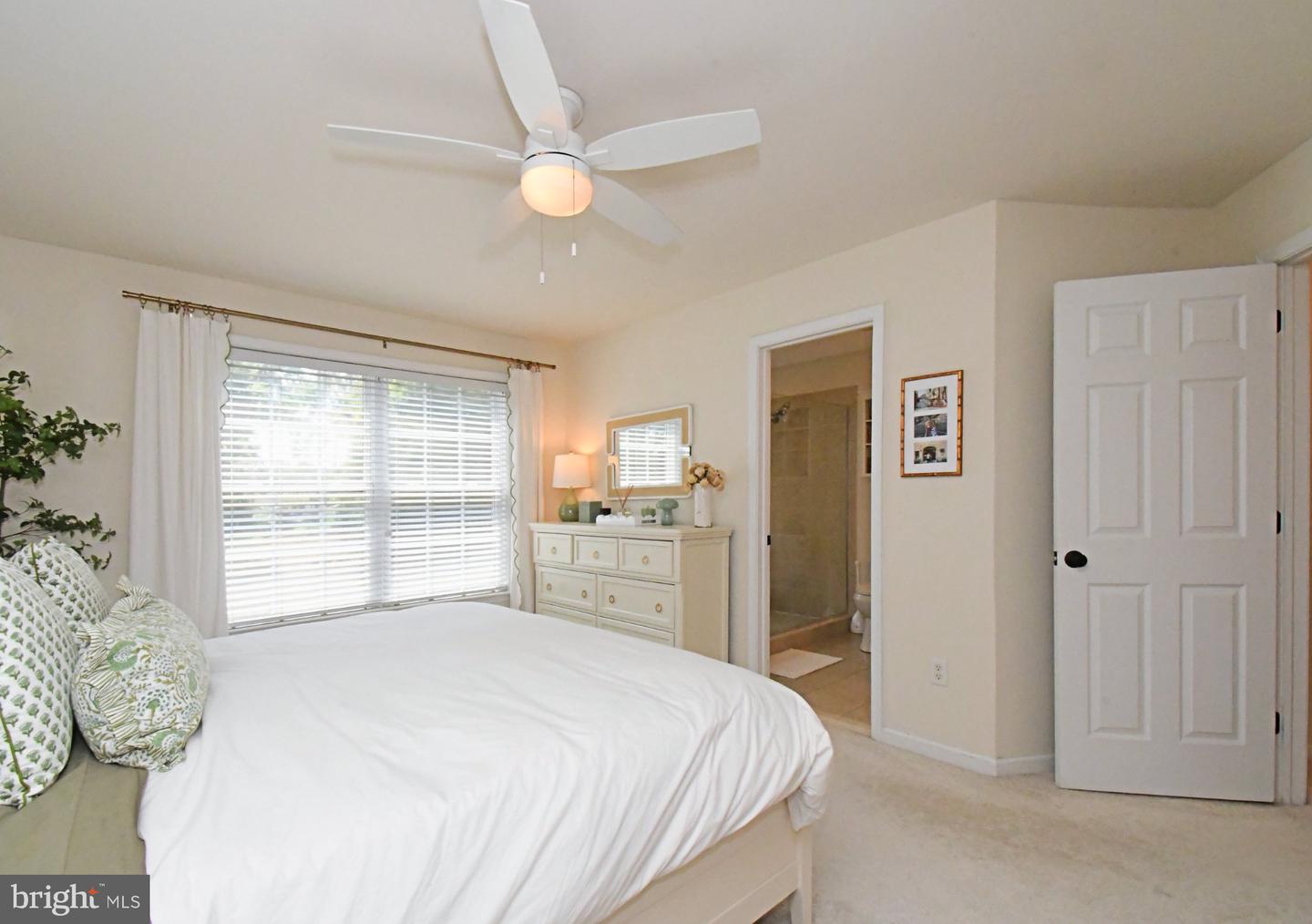 313 W 3rd Ave # Property Photo 28