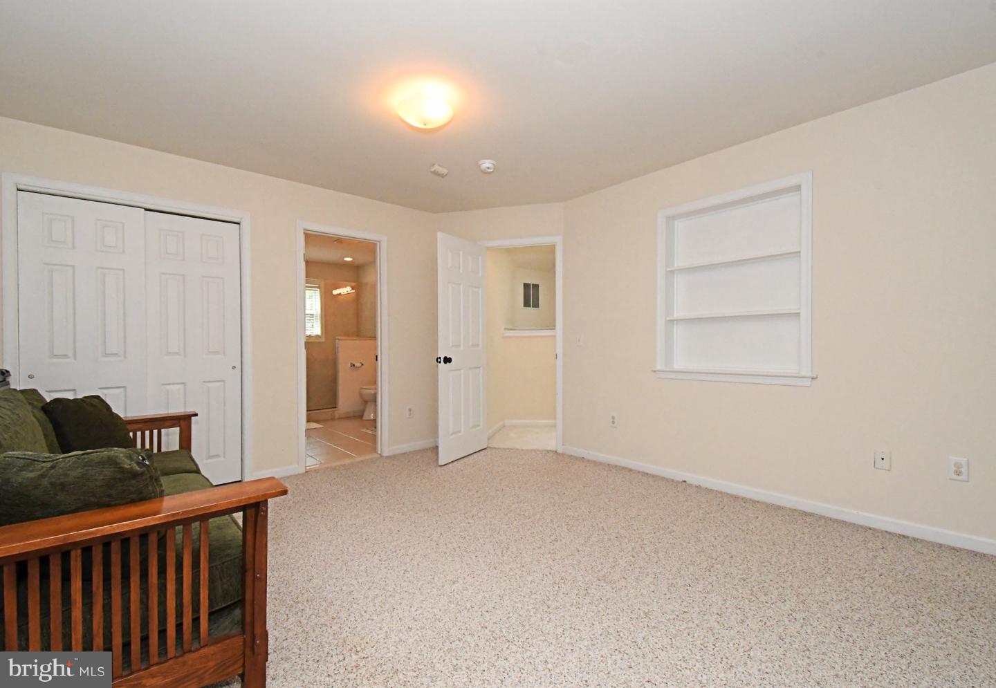 313 W 3rd Ave # Property Photo 46