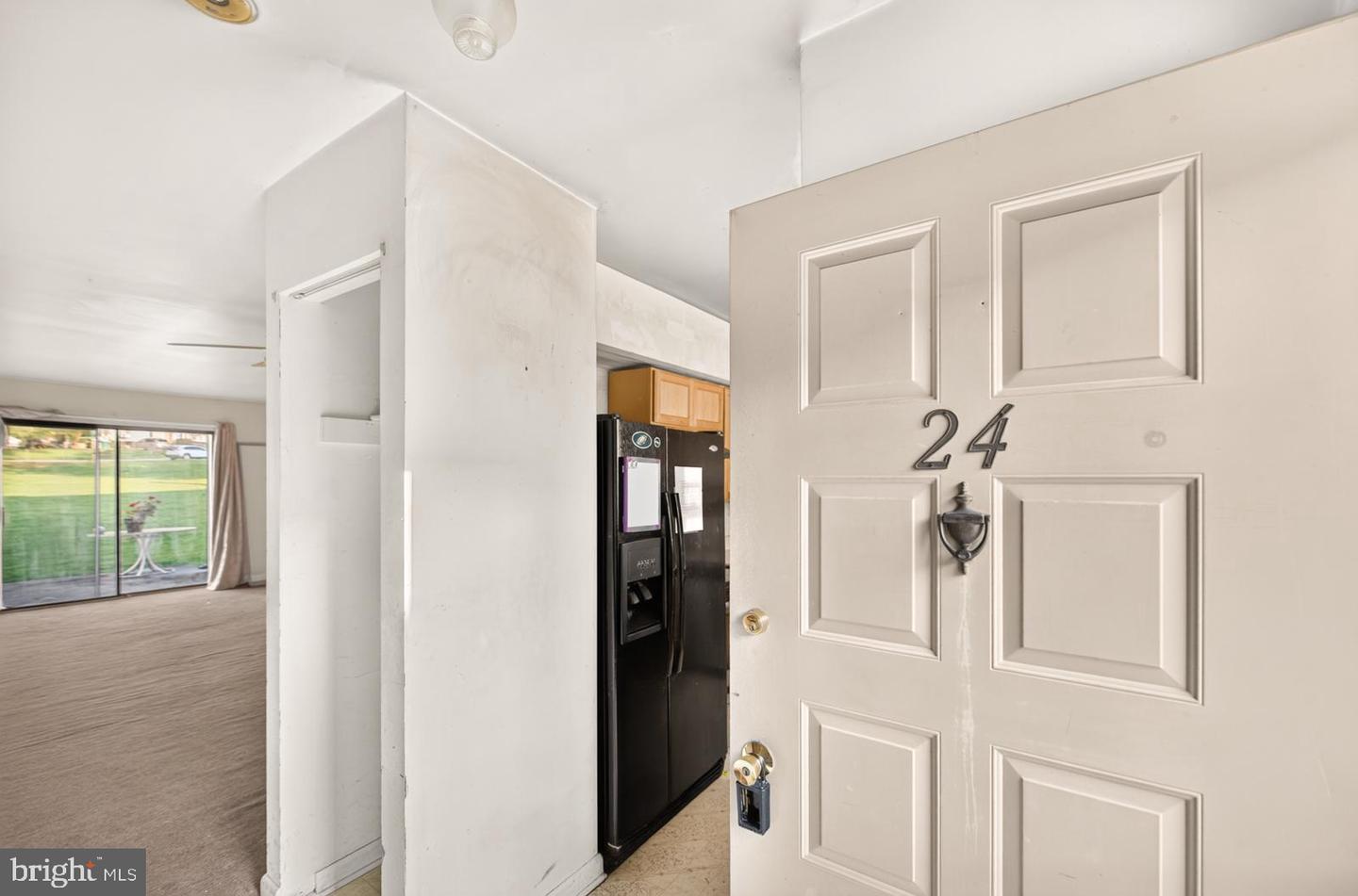 24 Fords Edge Property Photo 6