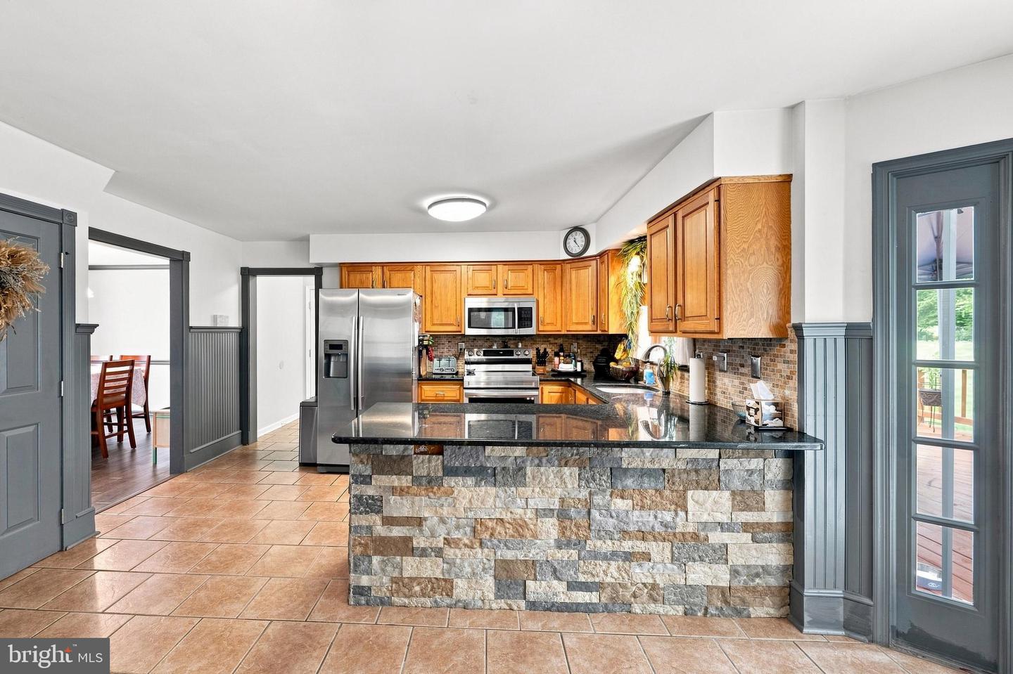 30 Creekside Ct Property Photo 12