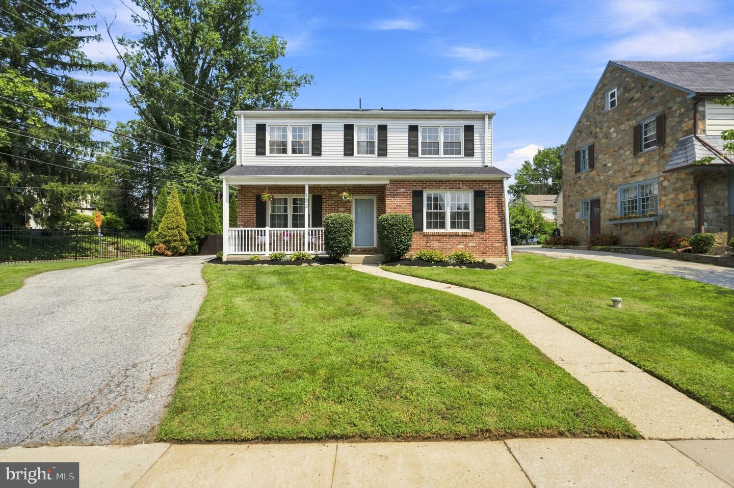 123 Harrogate Rd Property Photo 1